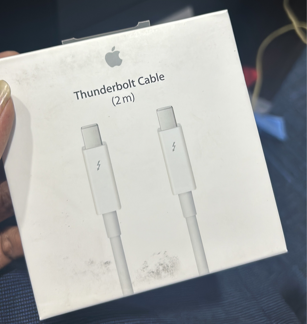 Pre-Owned Apple Thunderbolt 2 Cable (2 MTR )